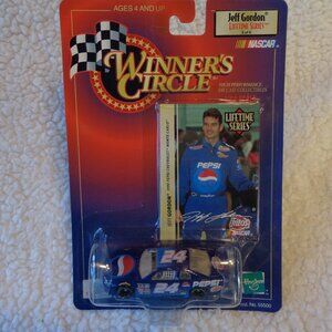 Jeff Gordon #24 1999 Pepsi Chevrolet Monte Carlo Winner's Circle 1/64 Diecast